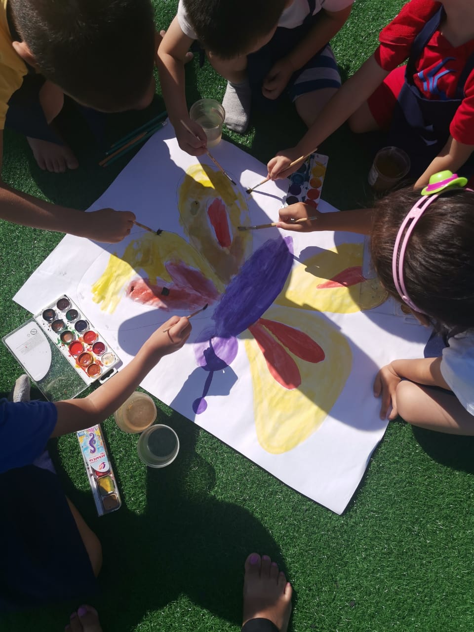 Сурет байқауы. Тақырыбы "Жас суретшілер"