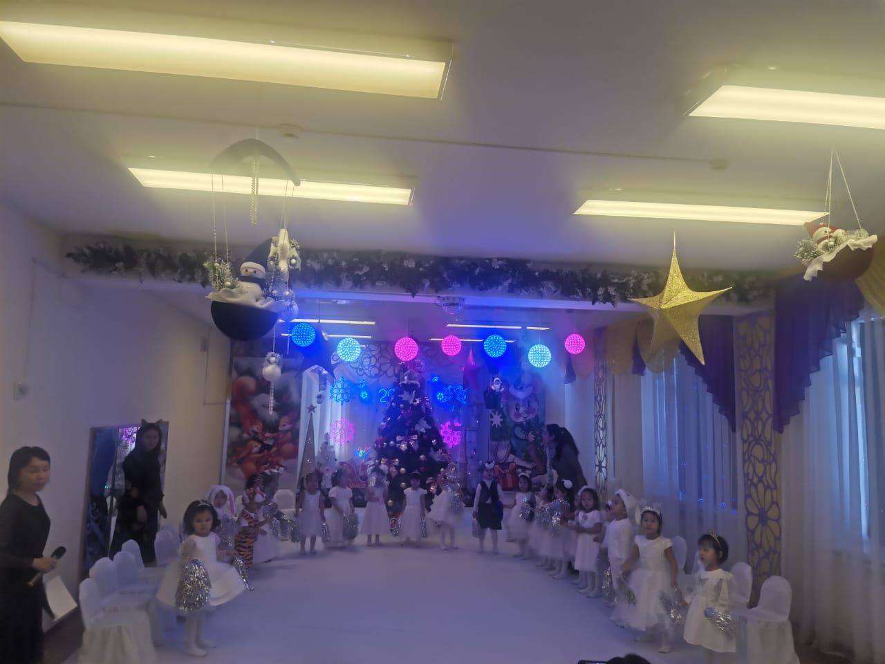 "Еркетай" ортаңғы тобының  "Жаңа жылым - жаңа жырым" атты ертеңгілік